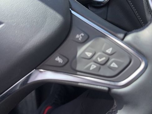 Used 2024 Chevrolet Equinox Premier AWD/4WD image 12