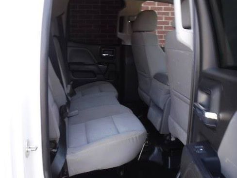 Used 2019 Chevrolet Silverado 2500 W/T AWD/4WD image 15