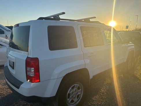 Used 2015 Jeep Patriot Sport w/ Power Value Group image 5