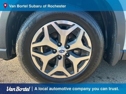 Certified 2024 Subaru Forester Premium AWD/4WD image 9