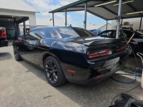 Used 2021 Dodge Challenger R/T Scat Pack RWD image 4