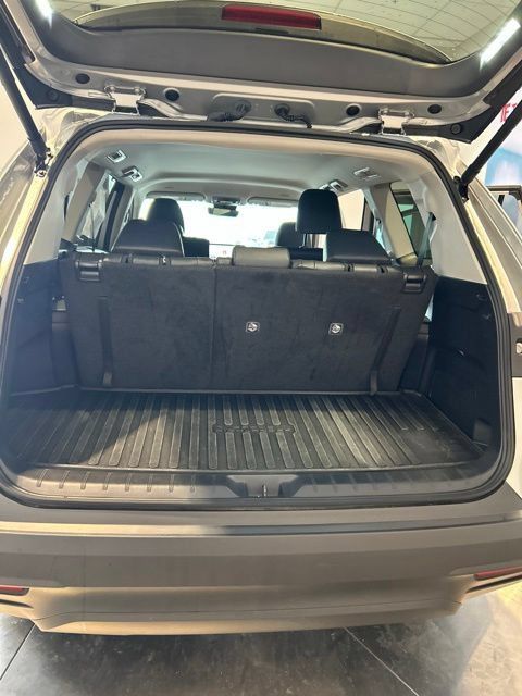 Used 2024 Toyota Grand Highlander AWD Hybrid image 16