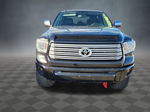 Used 2017 Toyota Tundra Platinum image 2