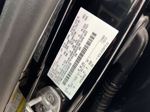 Used 2022 Ford Escape Titanium AWD/4WD image 28