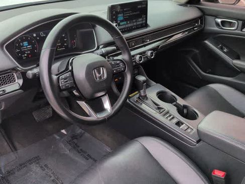 Used 2023 Honda Civic Touring image 10