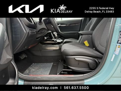 New 2026 Kia Seltos S FWD image 16