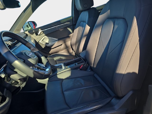 Used 2022 Audi Q3 2.0T Premium AWD/4WD image 19