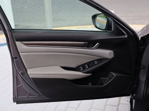 Used 2020 Honda Accord LX image 10