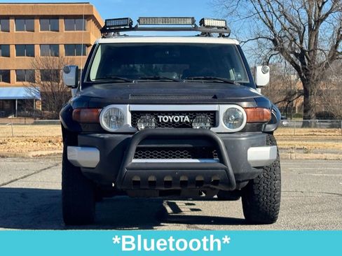 Used 2014 Toyota FJ Cruiser 4WD image 12