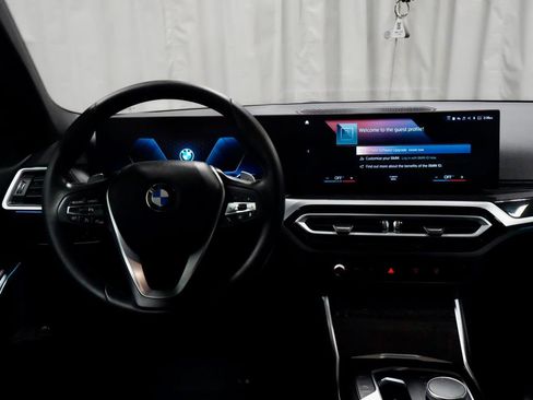 Used 2023 BMW 330i 330i w/ Driving Assistance Package image 3