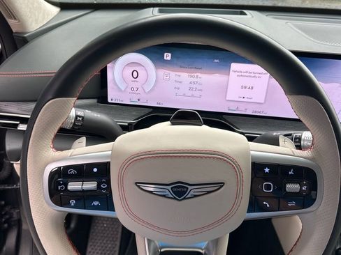 Used 2025 Genesis GV80 3.5T image 8