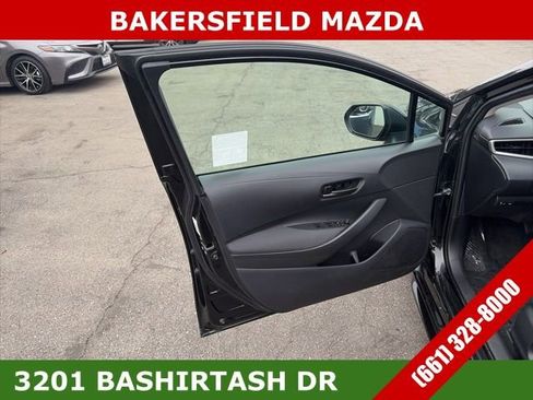 Used 2022 Toyota Corolla LE image 20