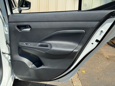 Used 2025 Nissan Versa SV w/ Trunk Package FWD image 38
