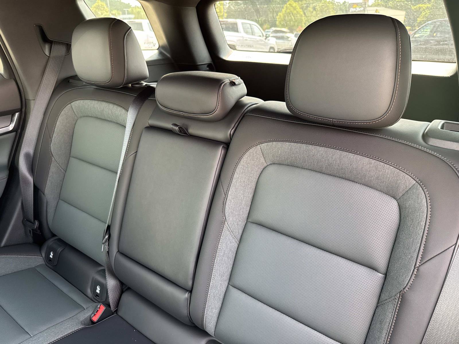 New 2026 GMC Terrain AT4 w/ Convenience Package III AWD/4WD image 13