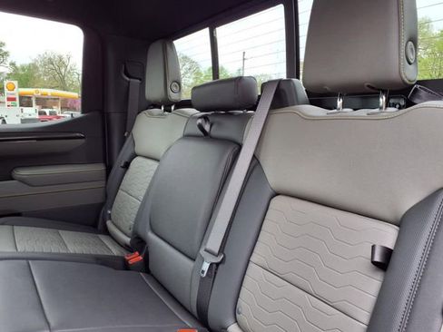 New 2025 Chevrolet Silverado 1500 ZR2 w/ Dark Appearance Package image 11