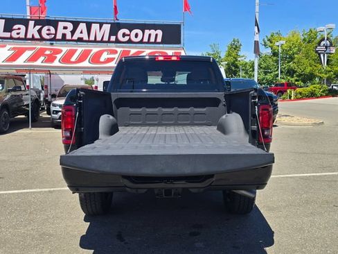 Certified 2025 RAM 2500 Big Horn AWD/4WD image 29