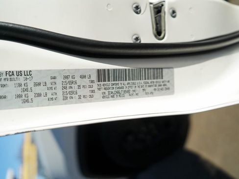 Used 2018 Jeep Compass Sport image 39