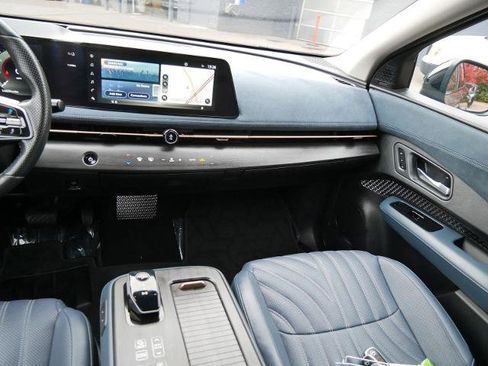 Certified 2024 Nissan Ariya AWD image 15