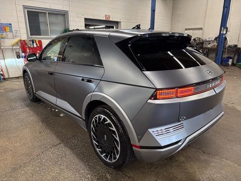 Used 2024 Hyundai Ioniq 5 Limited image 4