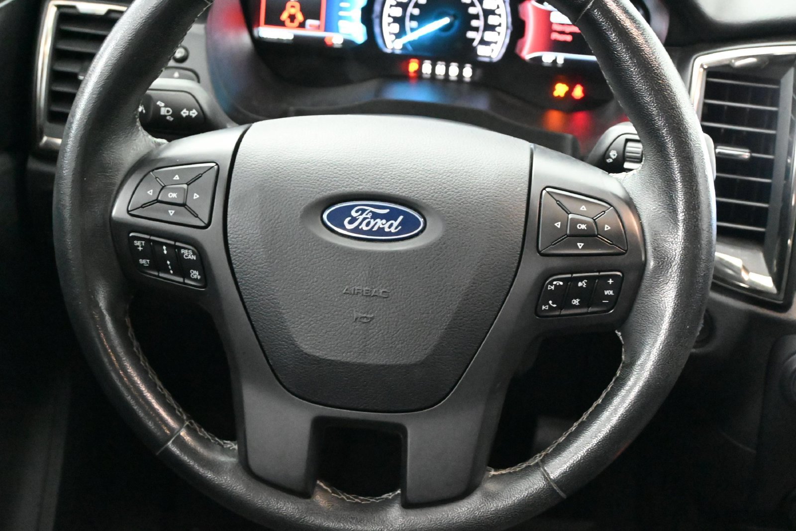 Used 2023 Ford Ranger Lariat w/ Equipment Group 501A High AWD/4WD image 12