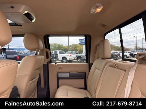 Used 2015 Ford F250 Lariat w/ Chrome Package image 57