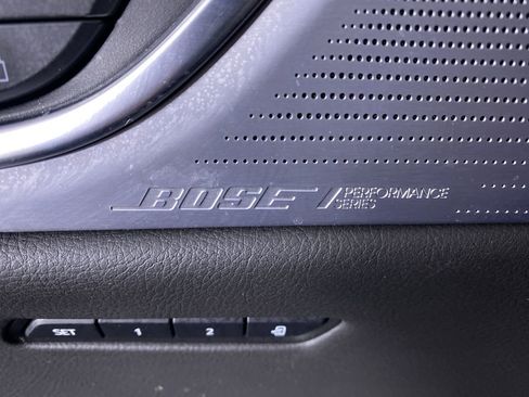 Used 2024 Cadillac XT6 Premium Luxury w/ Technology Package image 13