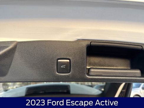 Used 2023 Ford Escape Active w/ Tech Pack #1 image 17