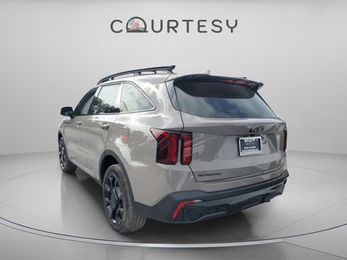 New 2026 Kia Sorento X-Line EX image 3