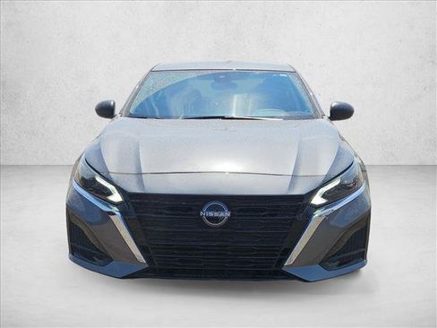 Certified 2025 Nissan Altima 2.5 S FWD image 2