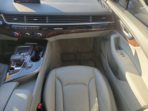 Used 2018 Audi Q7 3.0T Premium Plus image 13