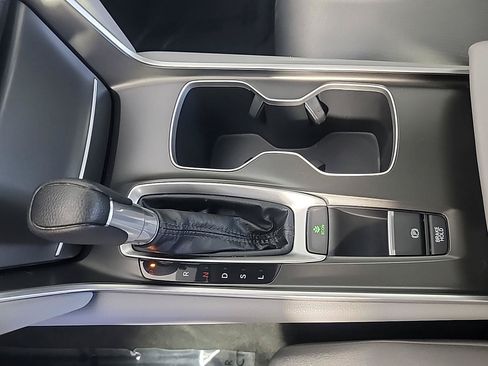 Certified 2019 Honda Accord EX image 31