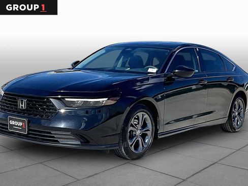 Used 2023 Honda Accord EX image 1
