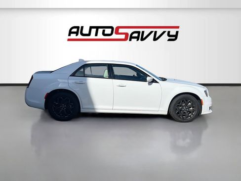 Used 2023 Chrysler 300 Touring L AWD/4WD image 8