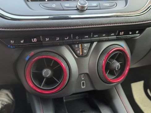 Certified 2021 Chevrolet Blazer RS w/ Enhanced Convenience Package image 28