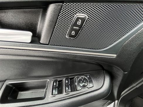 Certified 2024 Ford Edge SEL w/ Convenience Package image 19