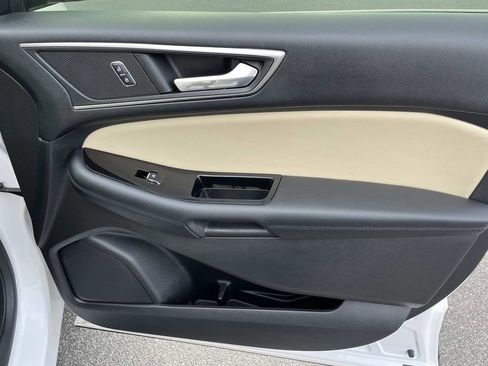 Used 2015 Ford Edge SEL w/ Equipment Group 201A image 21