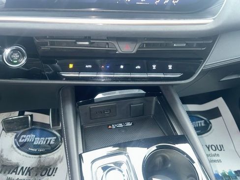 Used 2025 Buick Envision Sport Touring image 22