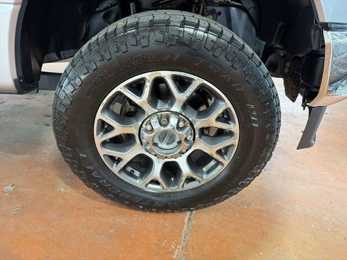 Used 2022 Ford F250 Lariat w/ Lariat Value Package image 10