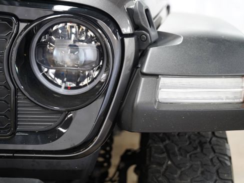 Used 2024 Jeep Wrangler Unlimited AWD/4WD image 14