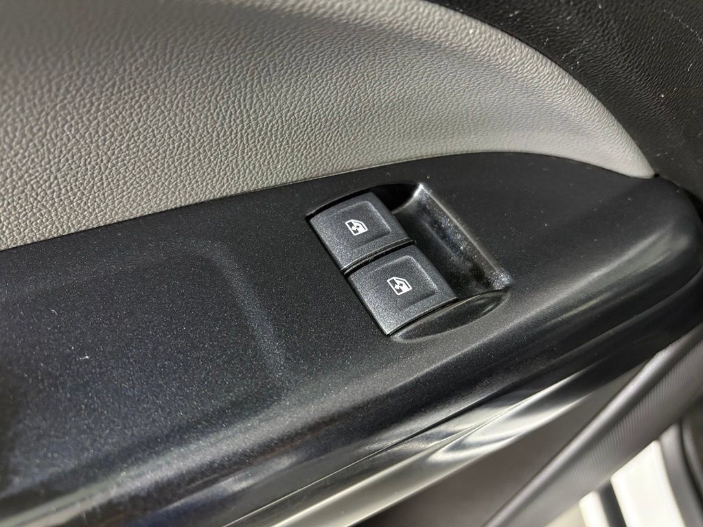 Used 2018 Chevrolet Colorado W/T w/ WT Convenience Package AWD/4WD image 18