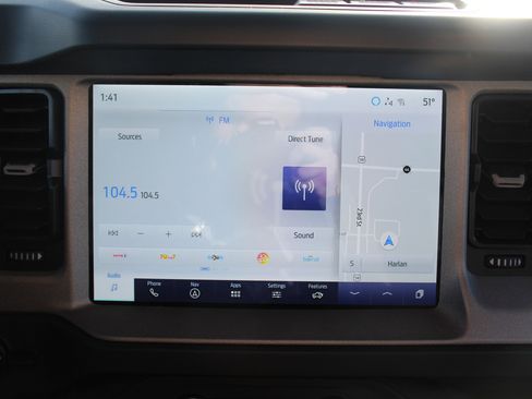 Used 2024 Ford Bronco Outer Banks image 10