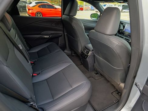Used 2023 Lexus RX 350 Premium w/ Accessory Package AWD/4WD image 30