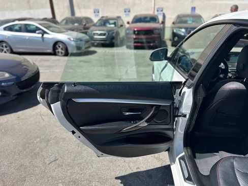 Used 2016 BMW 328i Gran Turismo xDrive AWD/4WD image 28