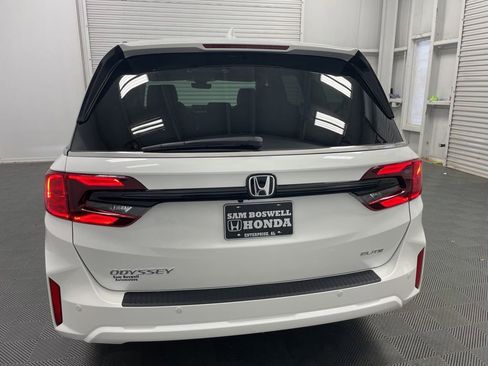 New 2026 Honda Odyssey Elite image 6