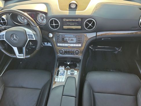 Used 2015 Mercedes-Benz SL 400 image 11