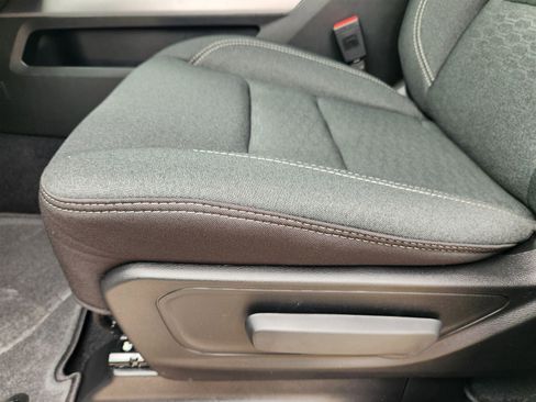 New 2026 RAM 1500 4x4 Crew Cab image 21