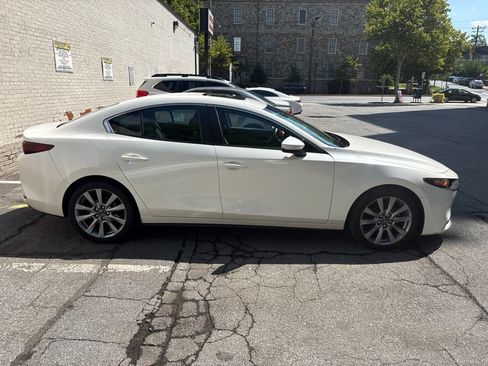 Used 2023 MAZDA MAZDA3 s FWD image 2