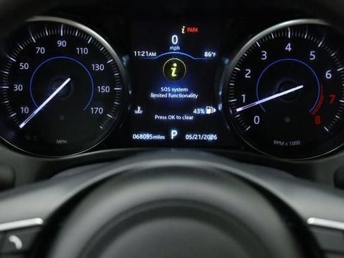 Used 2020 Jaguar F-PACE Premium AWD/4WD image 12