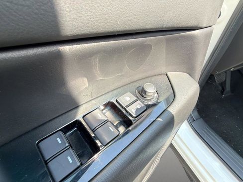 Used 2019 MAZDA CX-5 Touring image 23