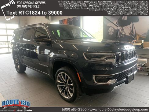 Used 2023 Jeep Wagoneer L Series III w/ Premium Group I image 1